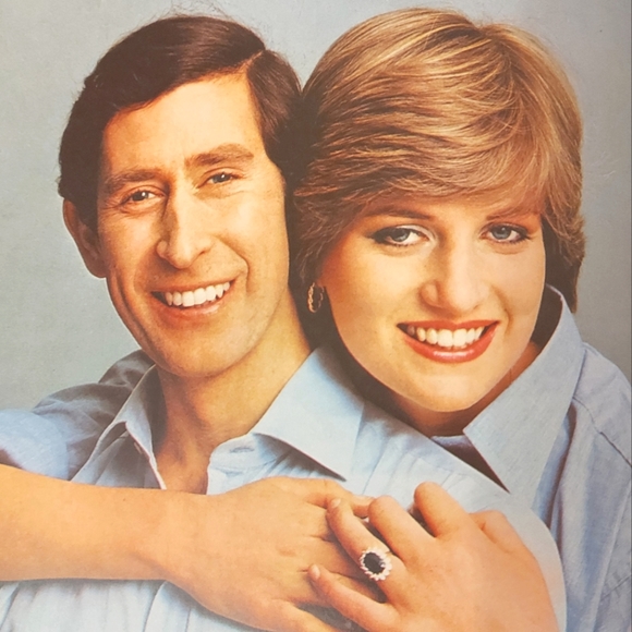 👑5 for $25- 3 Royal Books including Born to Be King, Prince William of Wales👑 - Picture 16 of 16